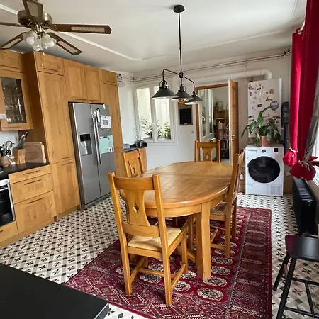 Grand Familial Parisien, Avec Balcon Et Parking Apartmán