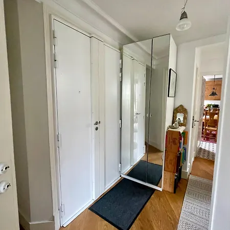 Grand Familial Parisien, Avec Balcon Et Parking Paříž